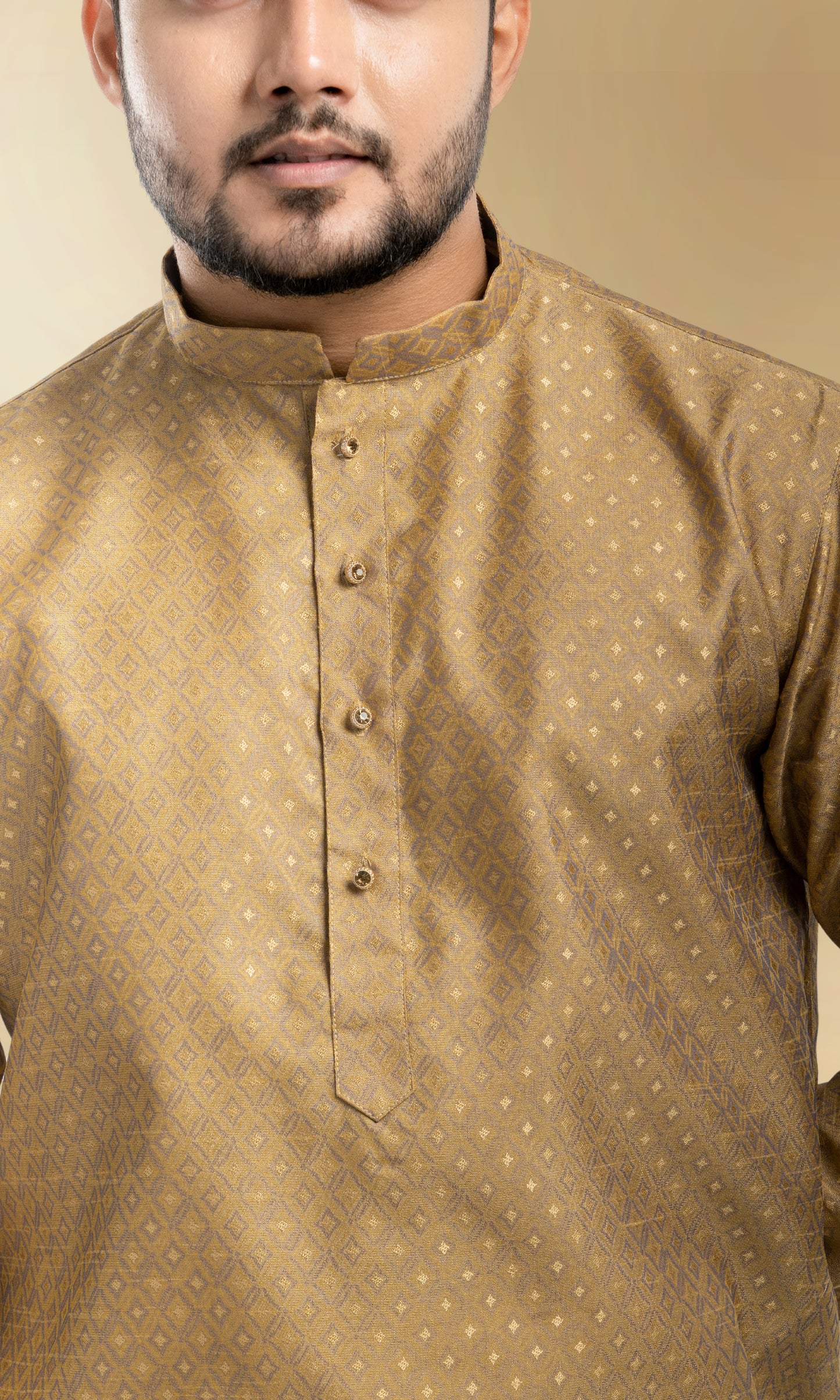 GOLD WEAVED GEOMETRIC PATTERN KURTA