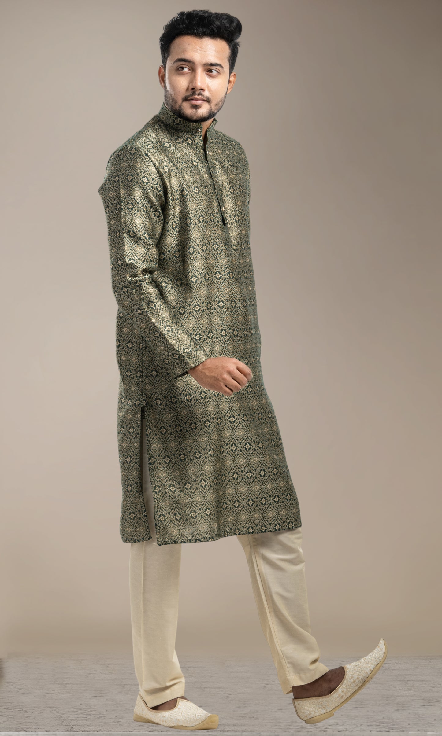 BOTTLE GREEN MEDALLION WWEAVED KURTA WITH GOLDEN ZARI