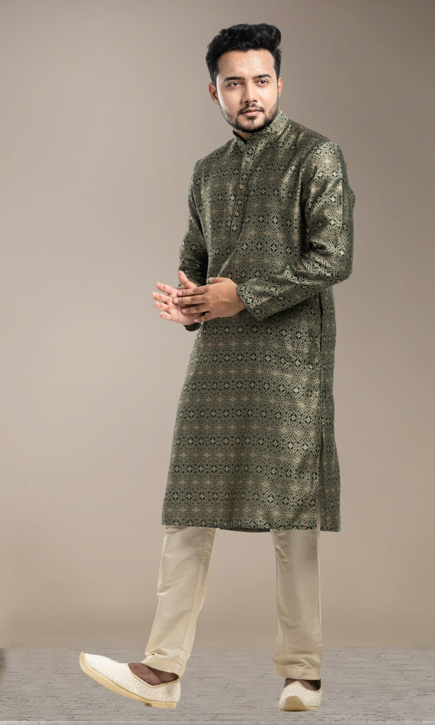 BOTTLE GREEN MEDALLION WWEAVED KURTA WITH GOLDEN ZARI