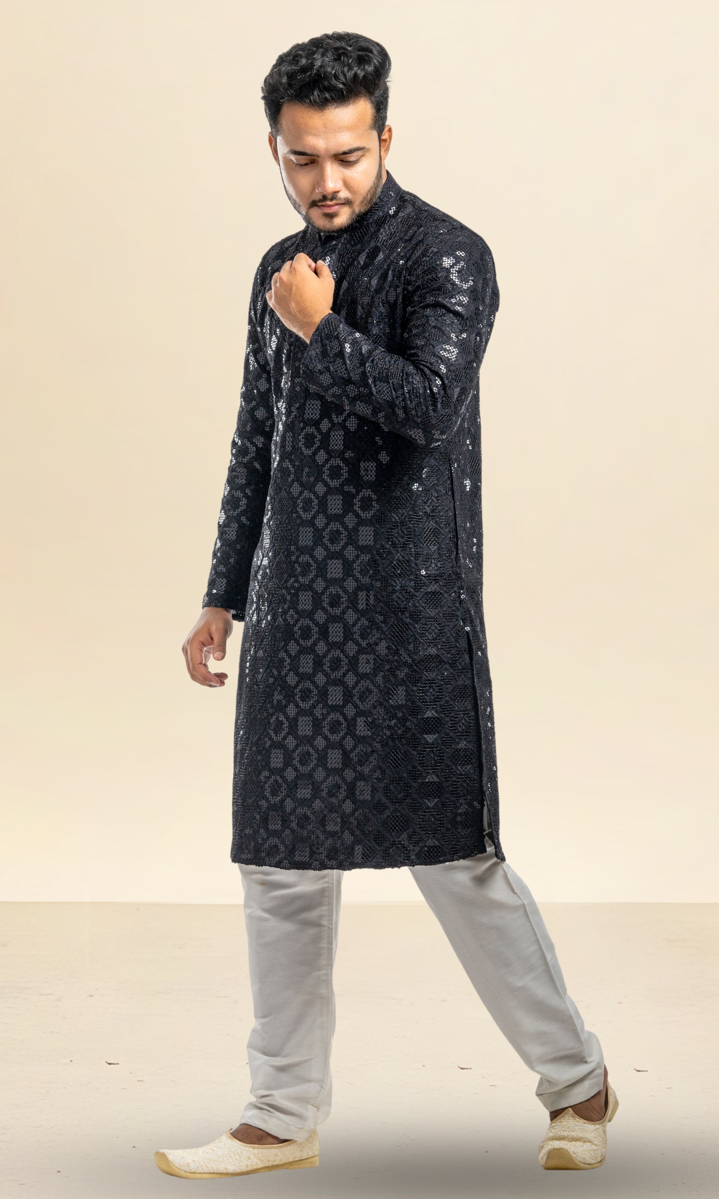 BLACK SEQUIN EMBELLISHED CHIKANKARI KURTA