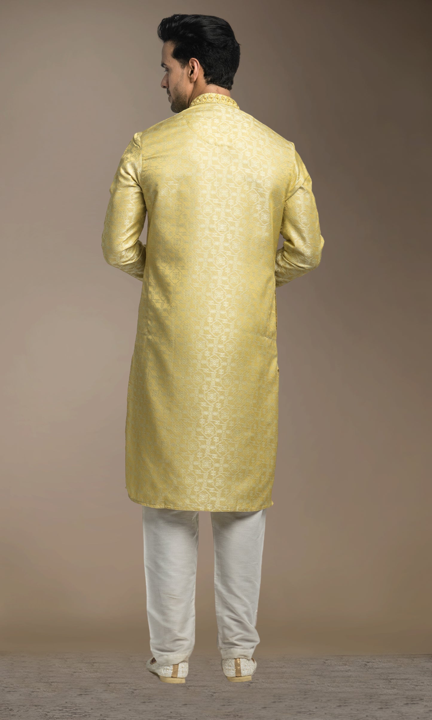 SULPHUR SPRING GREEN MEDALLION WEIVED KURTA WITH MIRRIORED THREADWORK EMBRIODERY