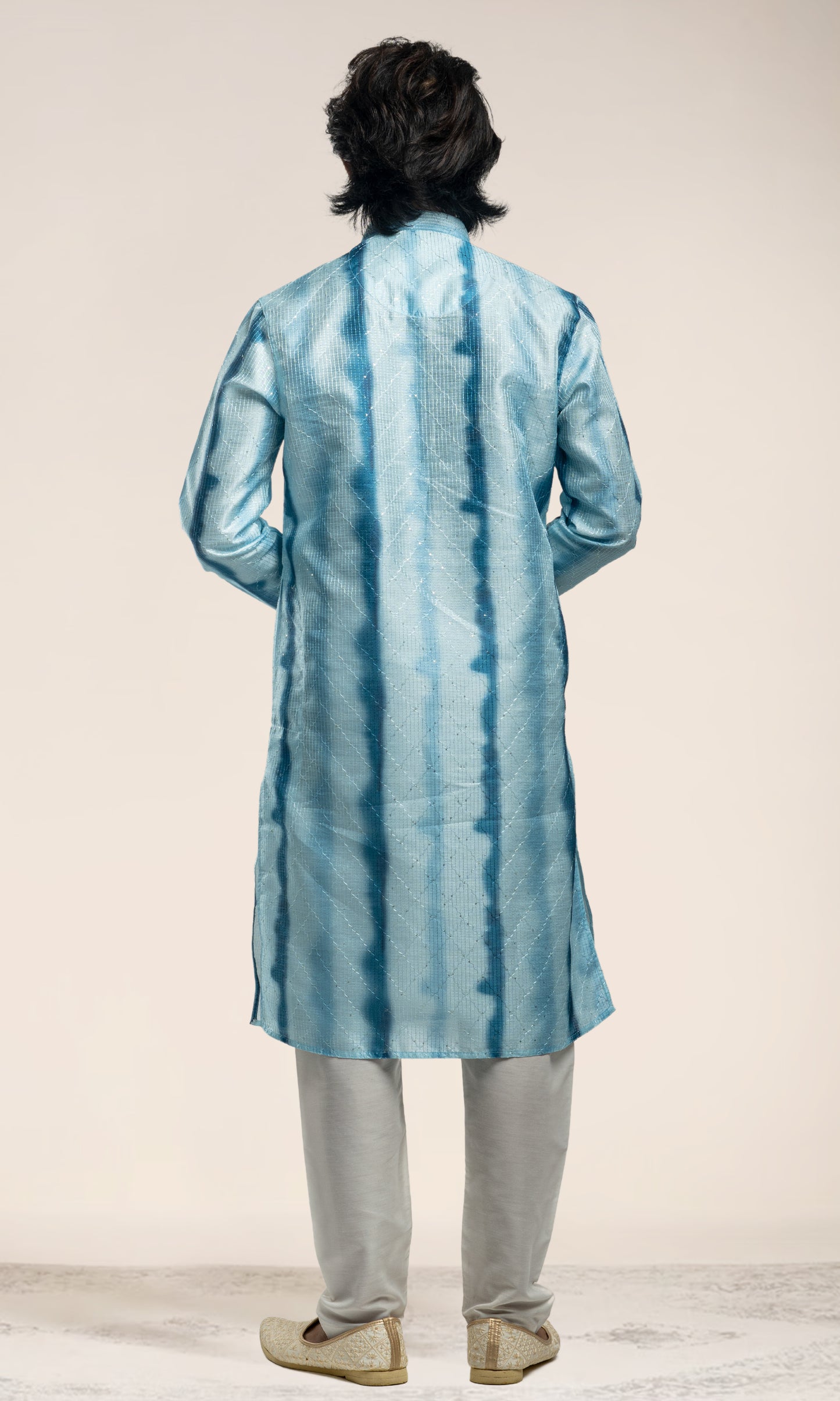 SHADED CRYSTAL WITH NAVY BLUE OMBRE INSPIRED PRINT KURTA WITH SEQIUNED THREADWORK