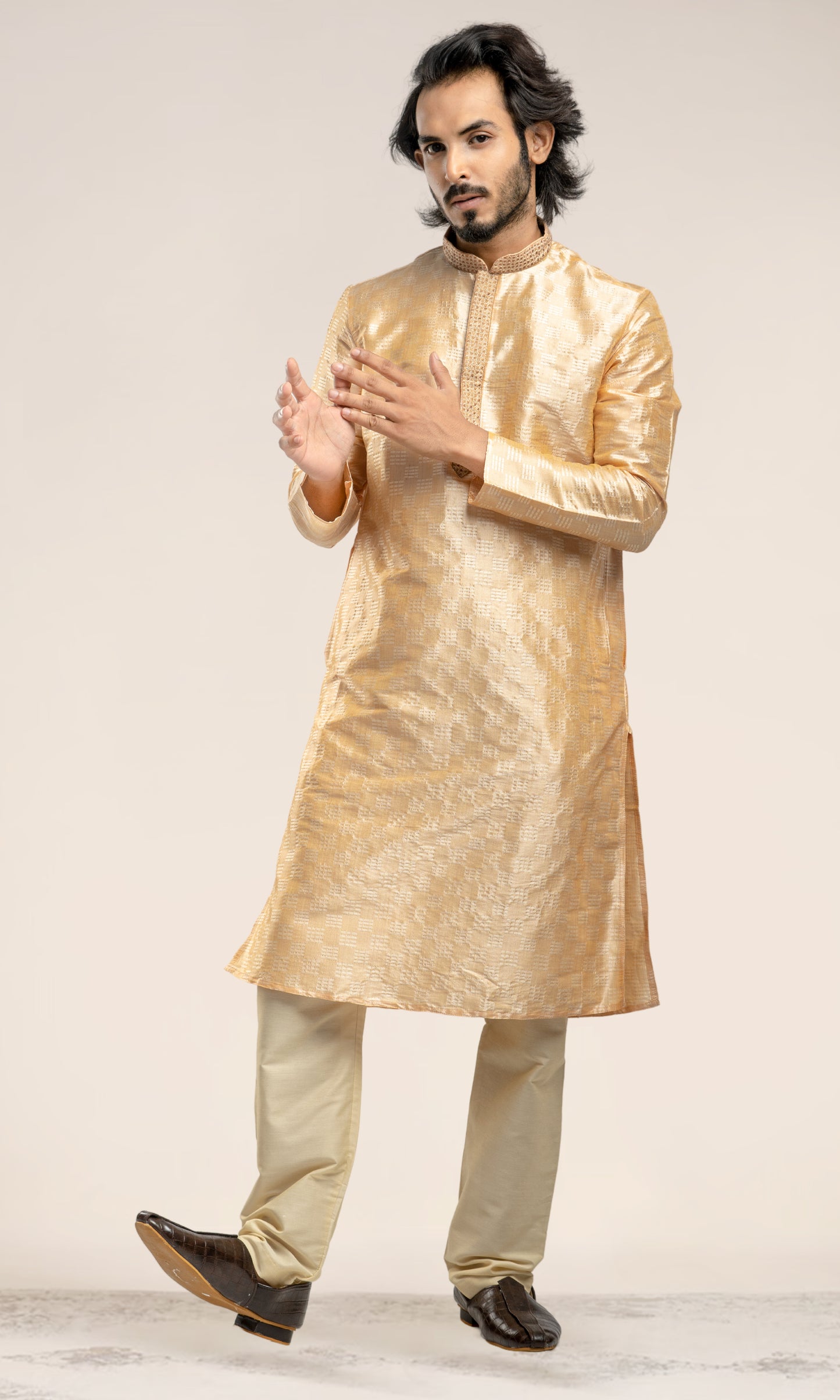DEEP IVORY WEAVED ETHNIC MOTIFS KURTA WITH EMBRIODERY