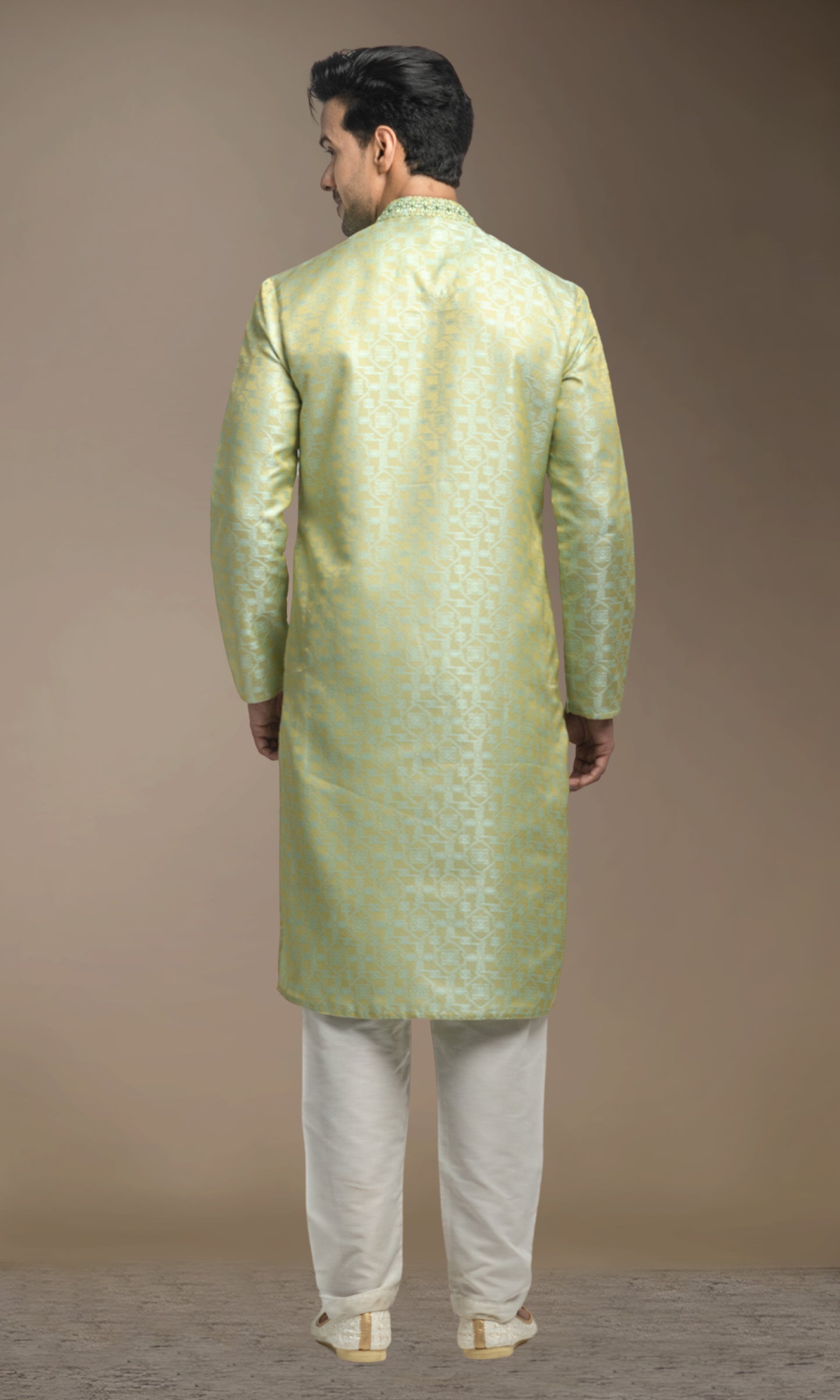 PISTACHIO MEDALLION WEIVED KURTA WITH MIRRIORED THREADWORK EMBRIODERY