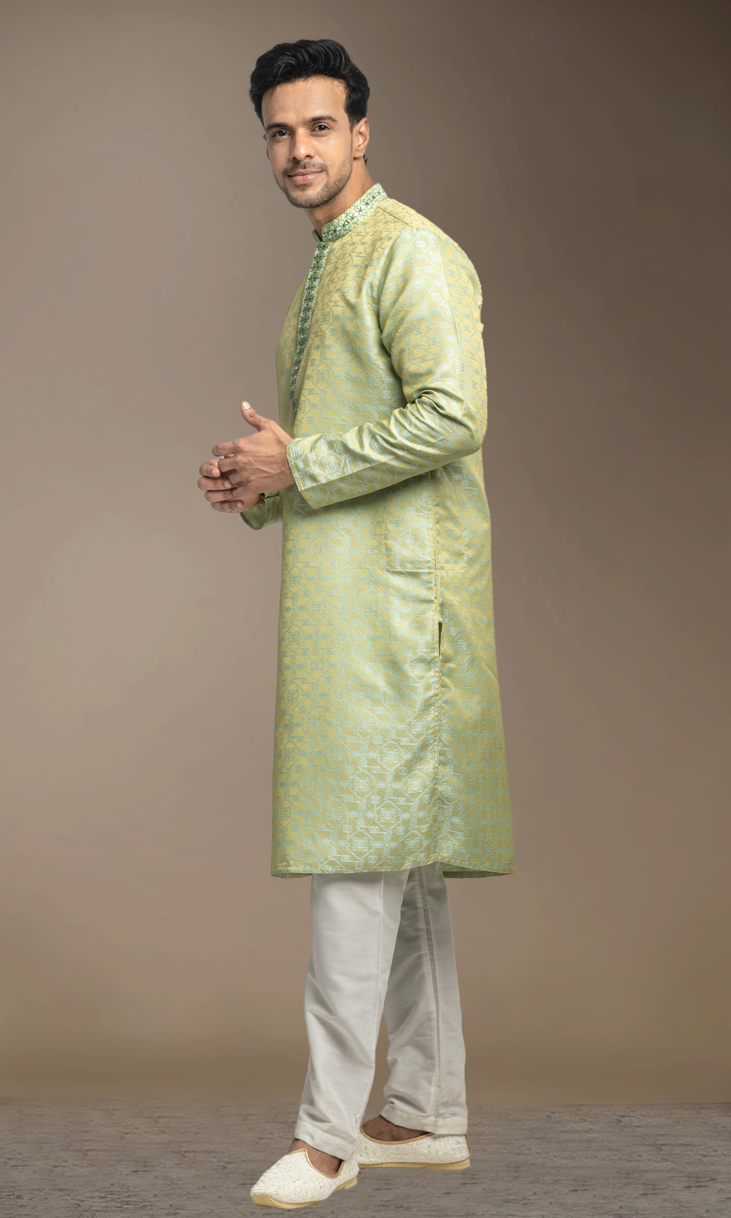 PISTACHIO MEDALLION WEIVED KURTA WITH MIRRIORED THREADWORK EMBRIODERY