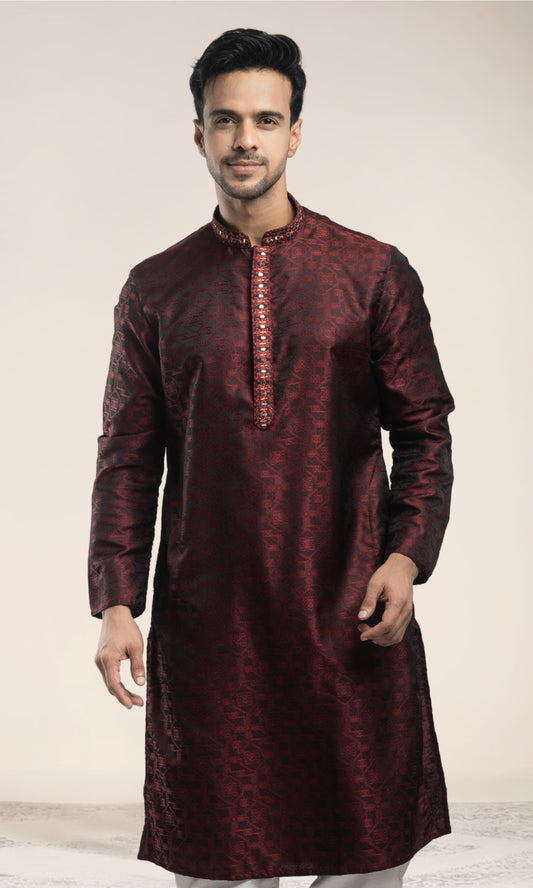 BURNT MAROON MEDALLION WEIVED KURTA WITH MIRRIORED THREADWORK EMBRIODERY