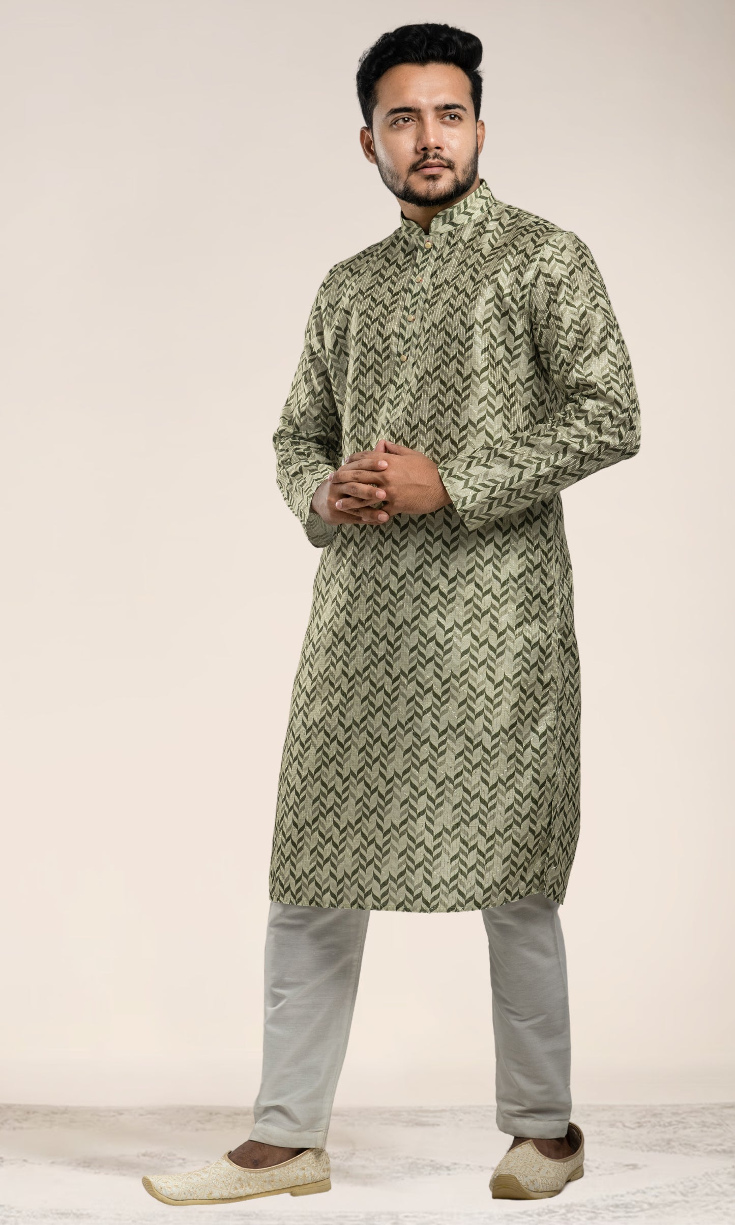 DUAL GRASS GREEN BOTANICAL LEAF PRINT KURTA WITH SEQIUNED THREADWORK