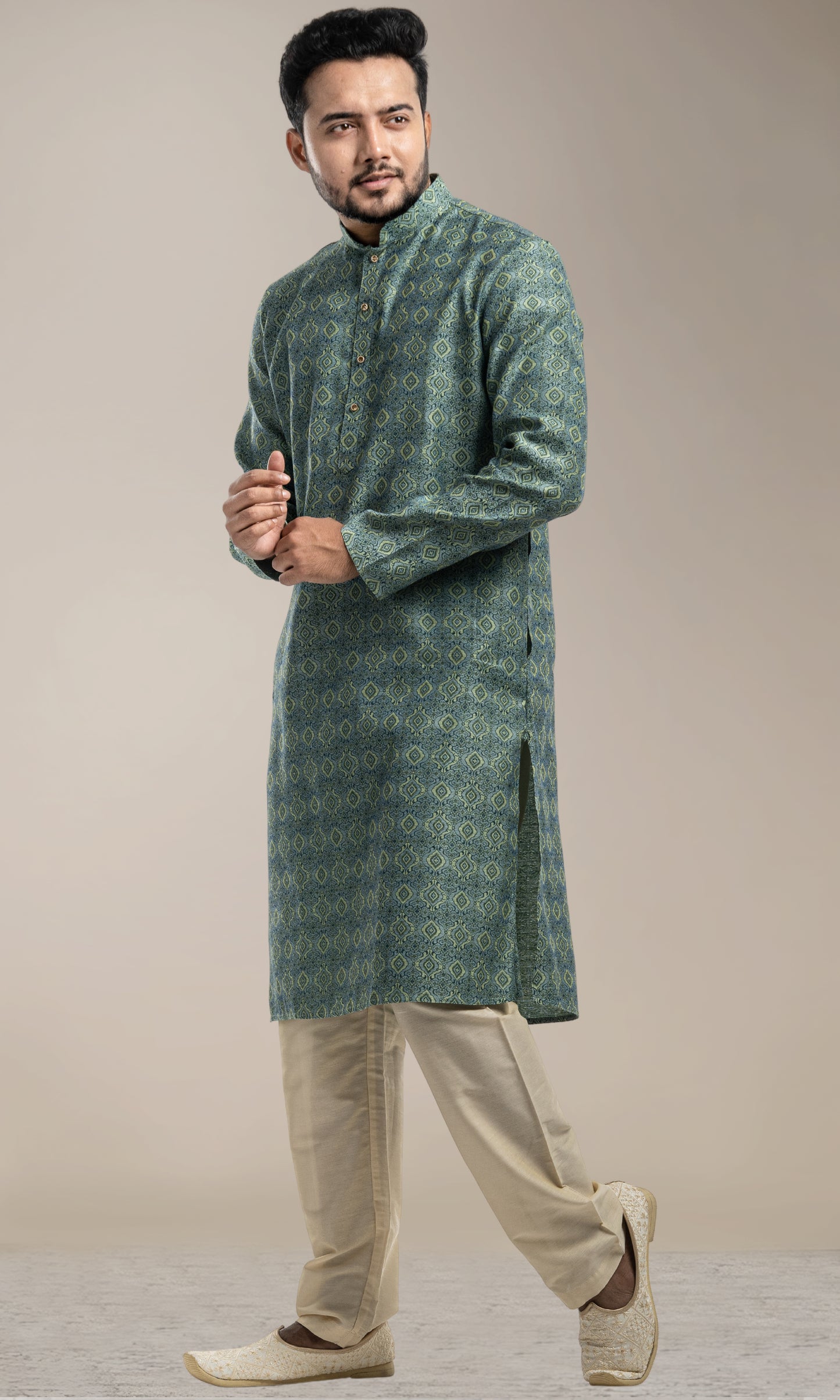 CARIBBEAN TURQUOISE MADALLION WEAVED KURTA