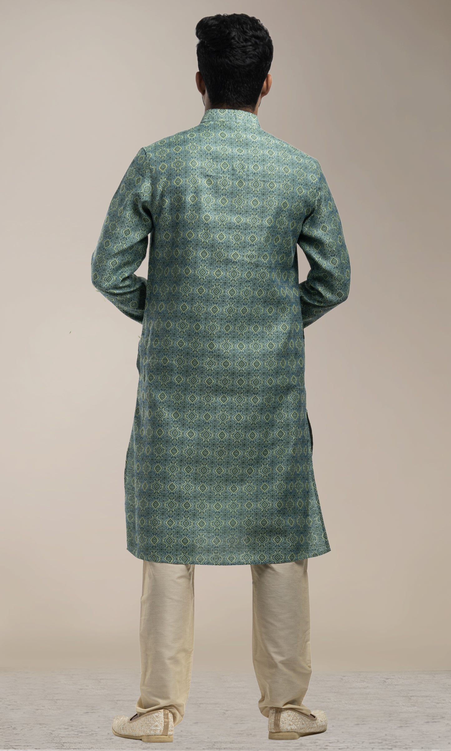 CARIBBEAN TURQUOISE MADALLION WEAVED KURTA