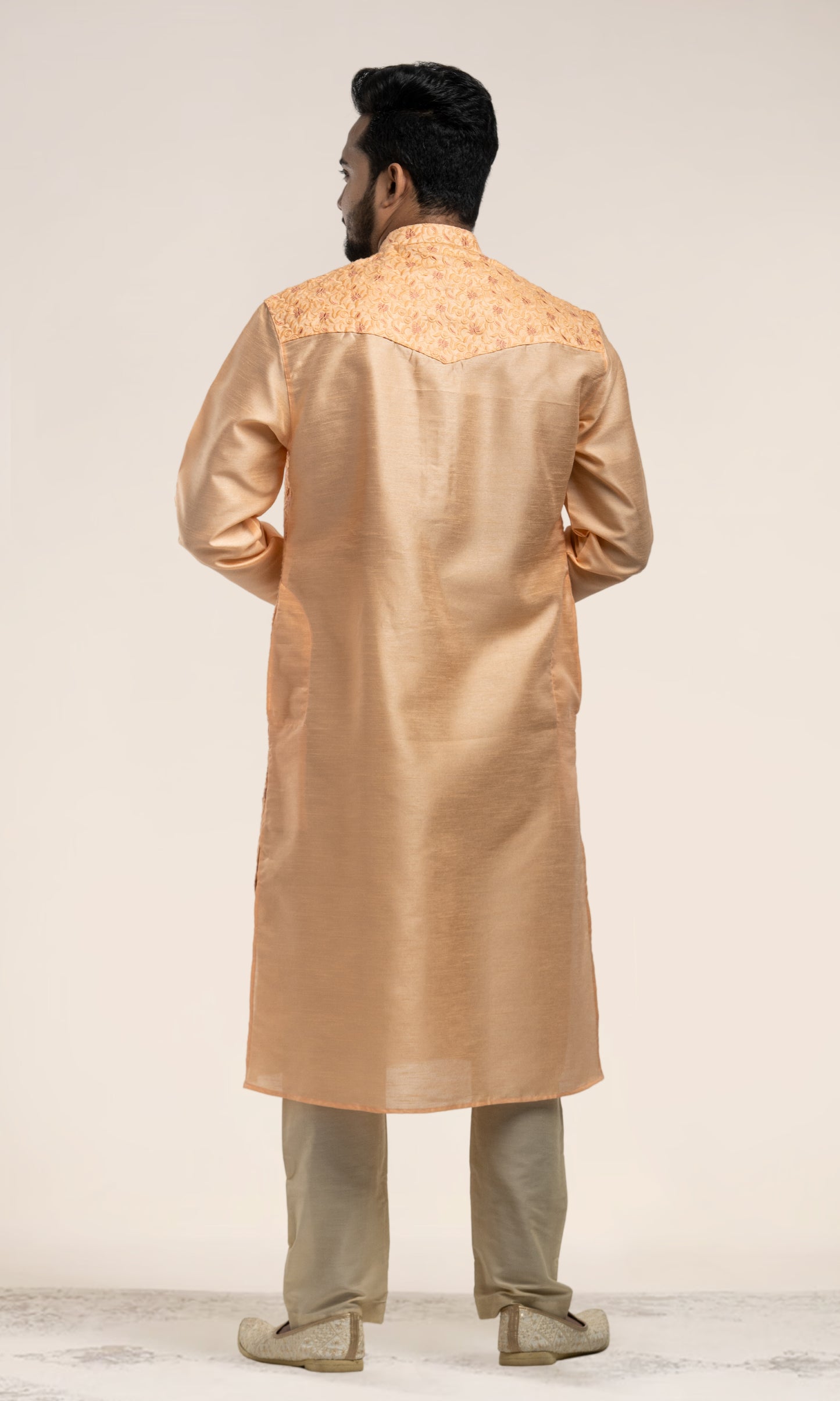 CREAMY PEACH EMBROIDERED SILK KURTA WITH POTLI BUTTONS