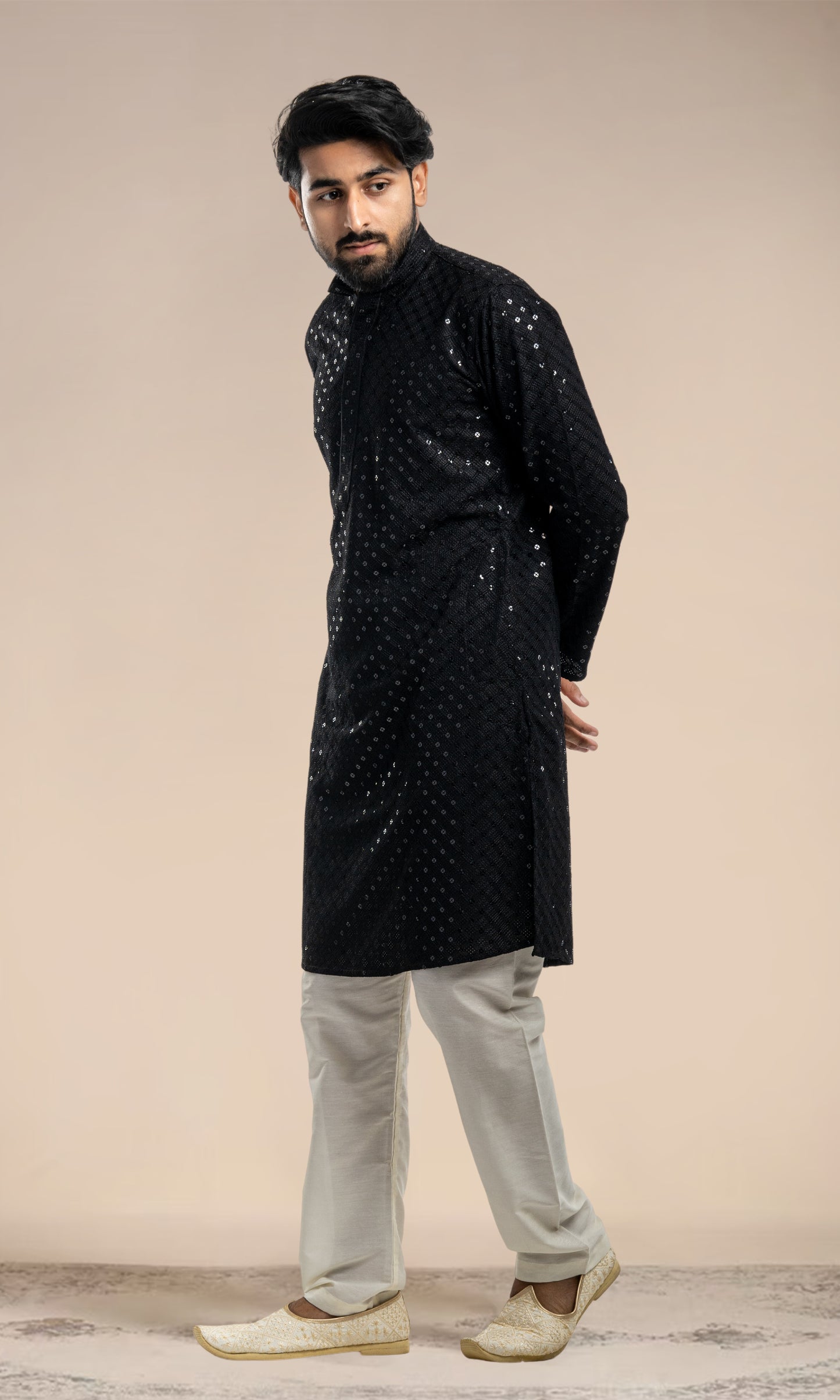 BLACK SEQUIN EMBELLISHED CHIKANKARI KURTA